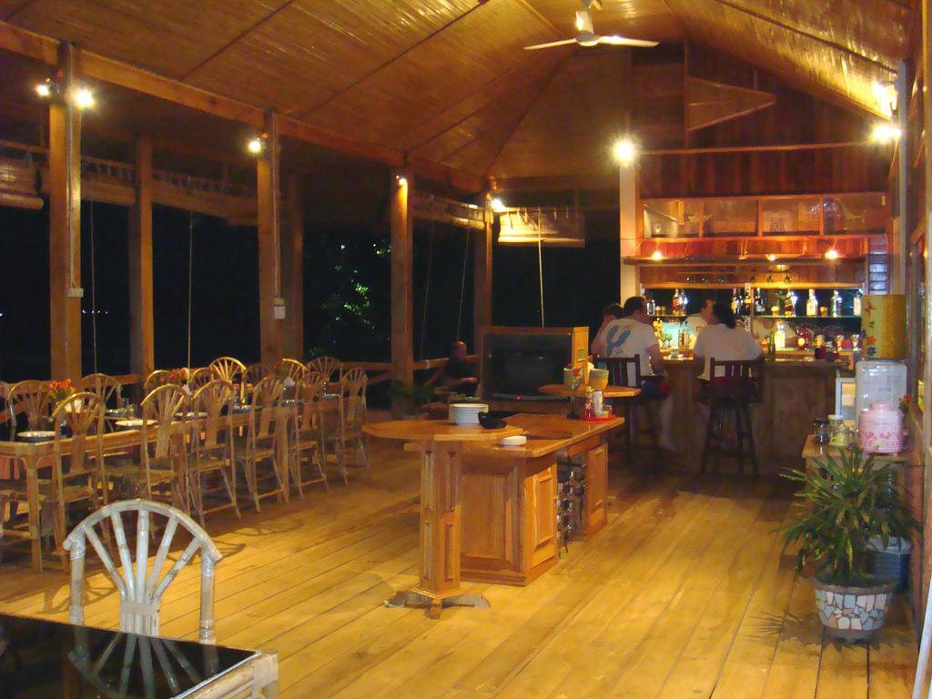 Bunaken Divers Sea Breeze Resort Экстерьер фото